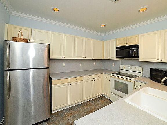 Home For Sale In Boca Rio