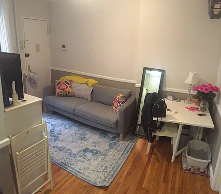 Rented by Kenneth Rosenblum, LREB | media 20