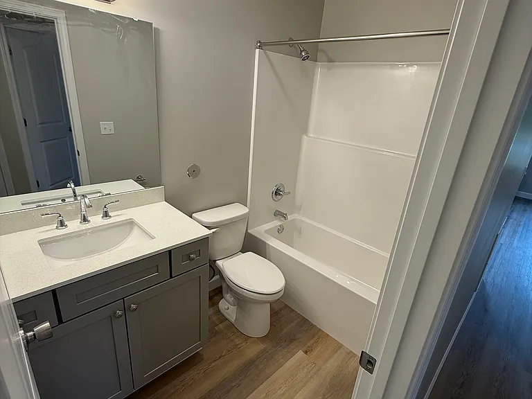 407 S Main St — Photo 14