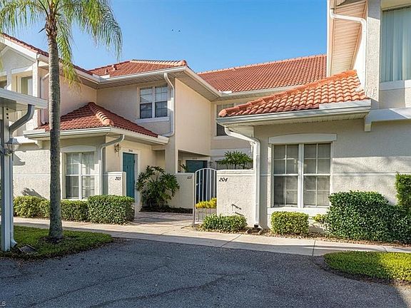 5th image of 5035 Cedar Springs DR #203