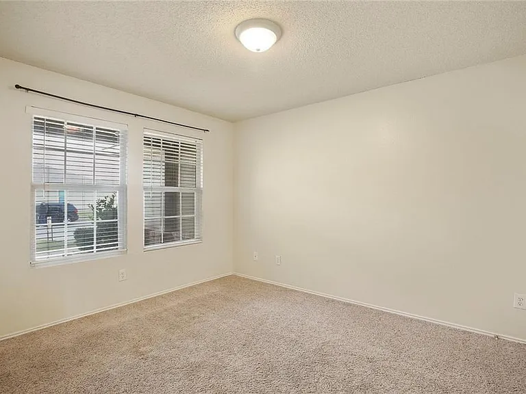 9973 George Washington Dr — Photo 15