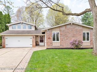 5893 Montebello Ave, Haslett, MI 48840