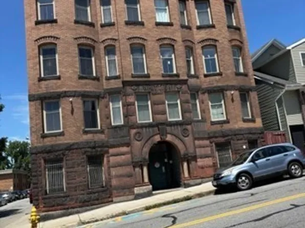 257 Pleasant St APT 9, Worcester, MA 01609