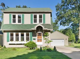 127 Wallinwood Ave NE, Grand Rapids, MI 49503