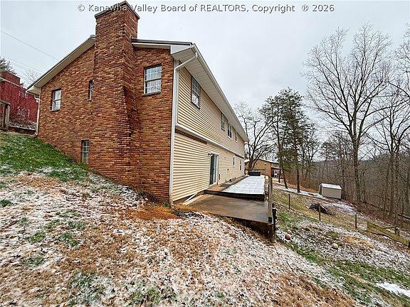 4th image of 32 Nuthatch Ln