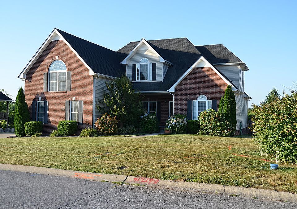 2nd image of 878 Iron Wood Cir