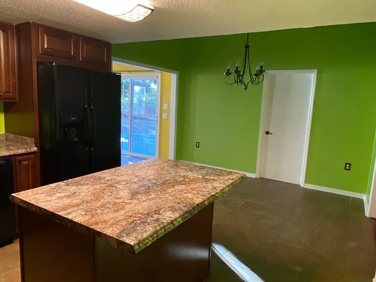 1022 Bacon Rd — Photo 8