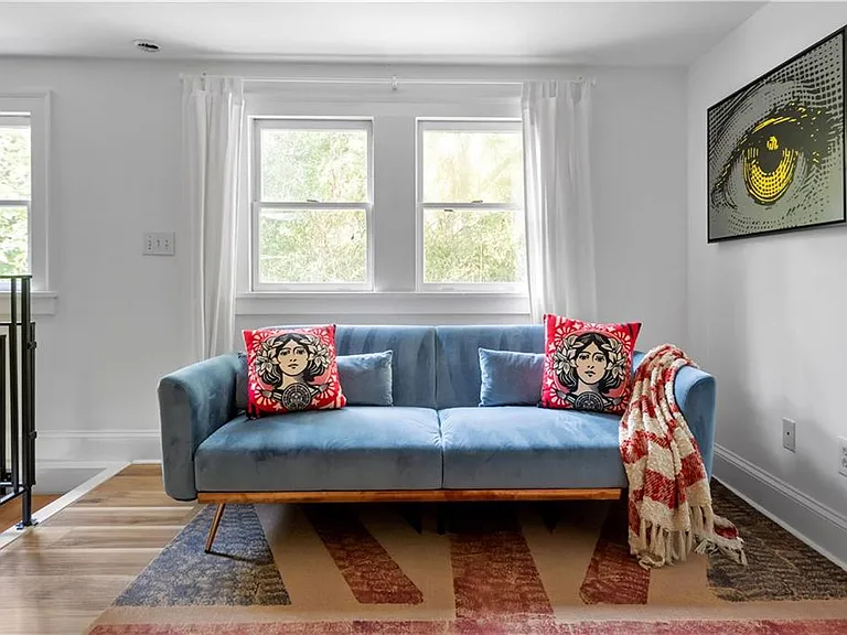 720 Mollie St SE — Photo 29