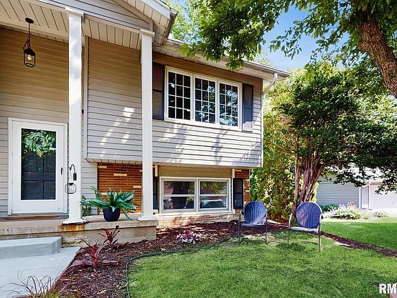 3rd image of 1513 18th Avenue Ct