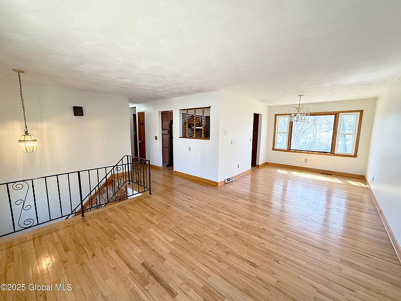2nd image of 5 Lynn Drive