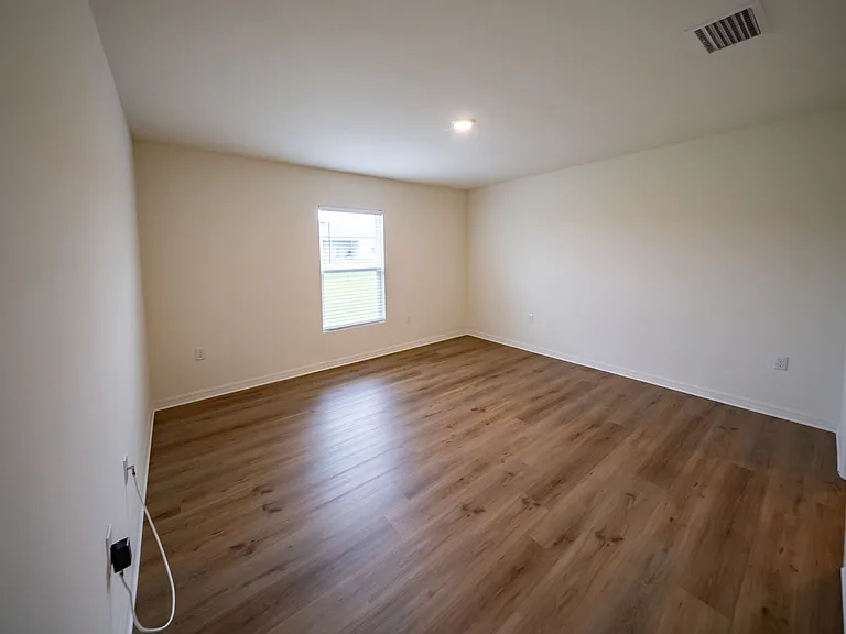 1828 Grand Ridge St S — Photo 9