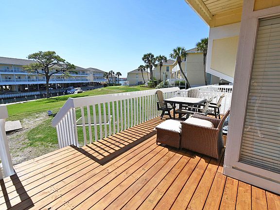 4th image of 775 Gulf Shore Dr #1042