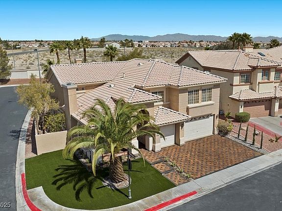4th image of 8970 Lansberry Ct