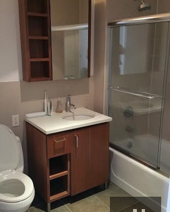 1st image of 1222 30th Ave APT 5B
