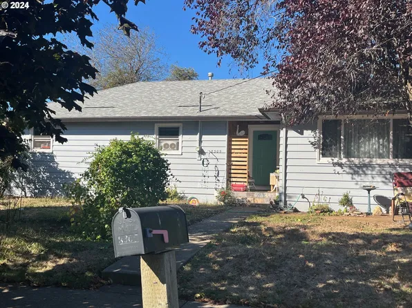 8305 SE 68th Ave, Portland, OR 97206