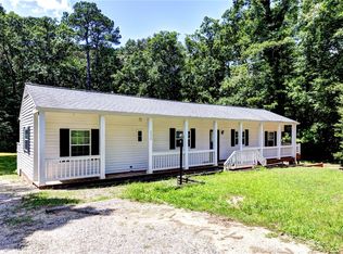 9555 Barnes Rd, Toano, VA 23168