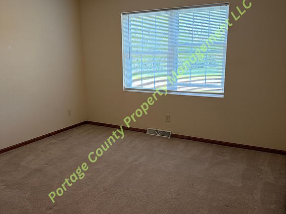 4th image of 1717 Riverview Dr #3
