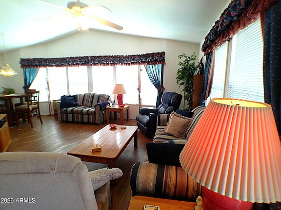 3rd image of 234 W MORRIS Drive