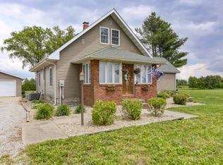 488 100th Ave, Athens, IL 62613