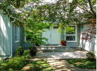 4011 Windward Dr, Tega Cay, SC 29708