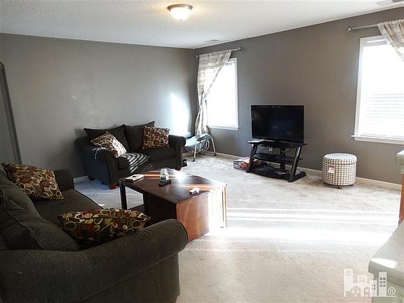 2nd image of 1033 Ashland Way