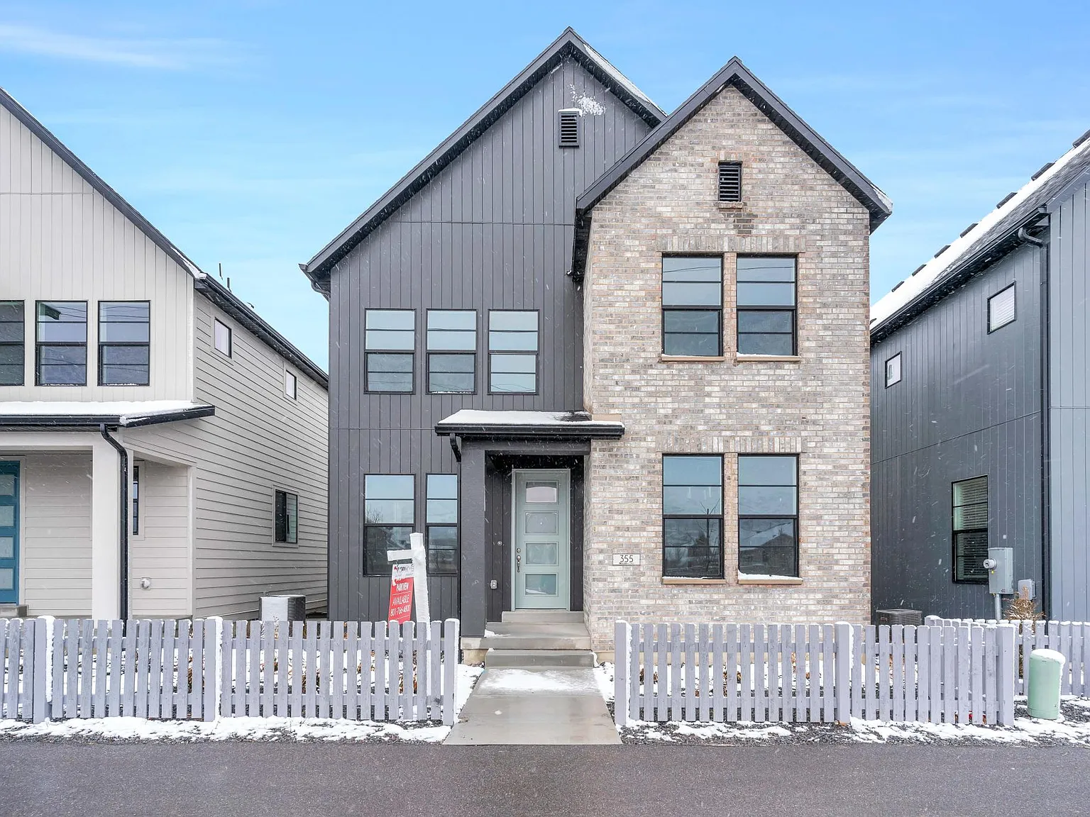 4 bed, 3.5 bath, 2694 sqft, $2,900 — Photo 1