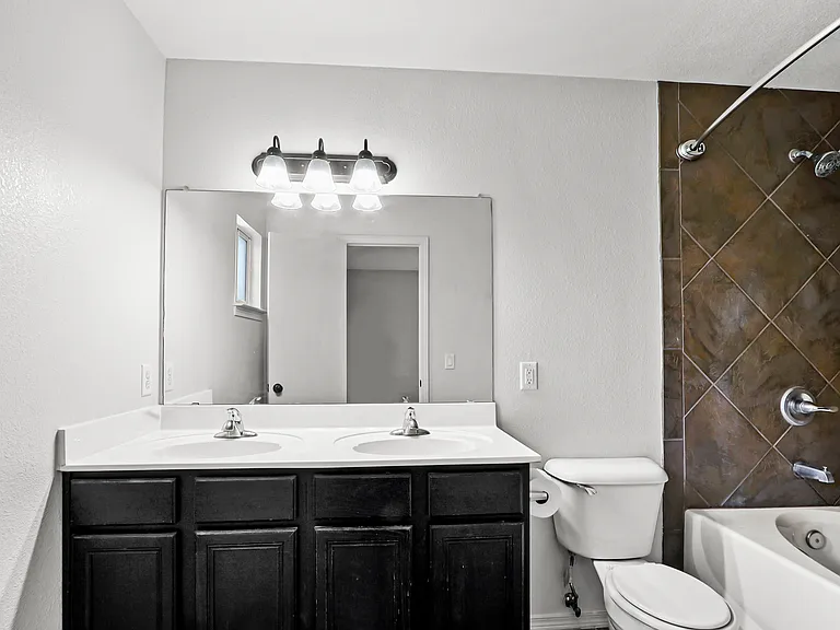 4821 Ramon Vega Ln — Photo 27