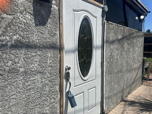 3rd image of 7752 Biltmore Blvd