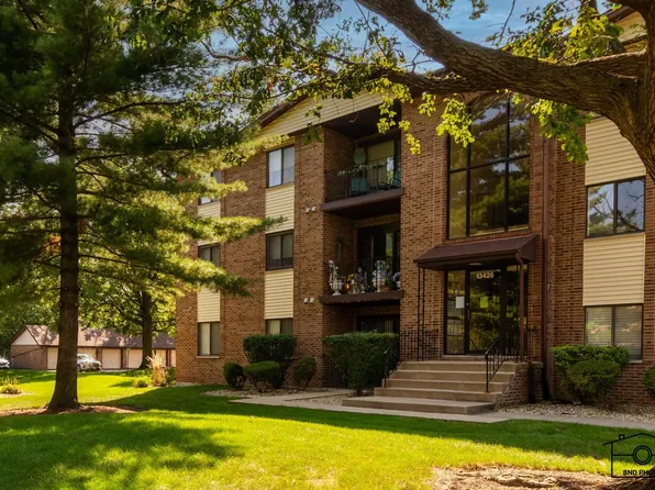 13426 W Circle Dr APT 309, Crestwood, IL 60418