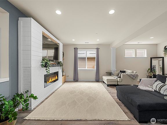 5th image of 20316 77th Street Ct E
