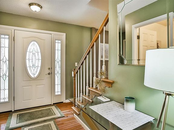 5th image of 8 Weybridge Ct