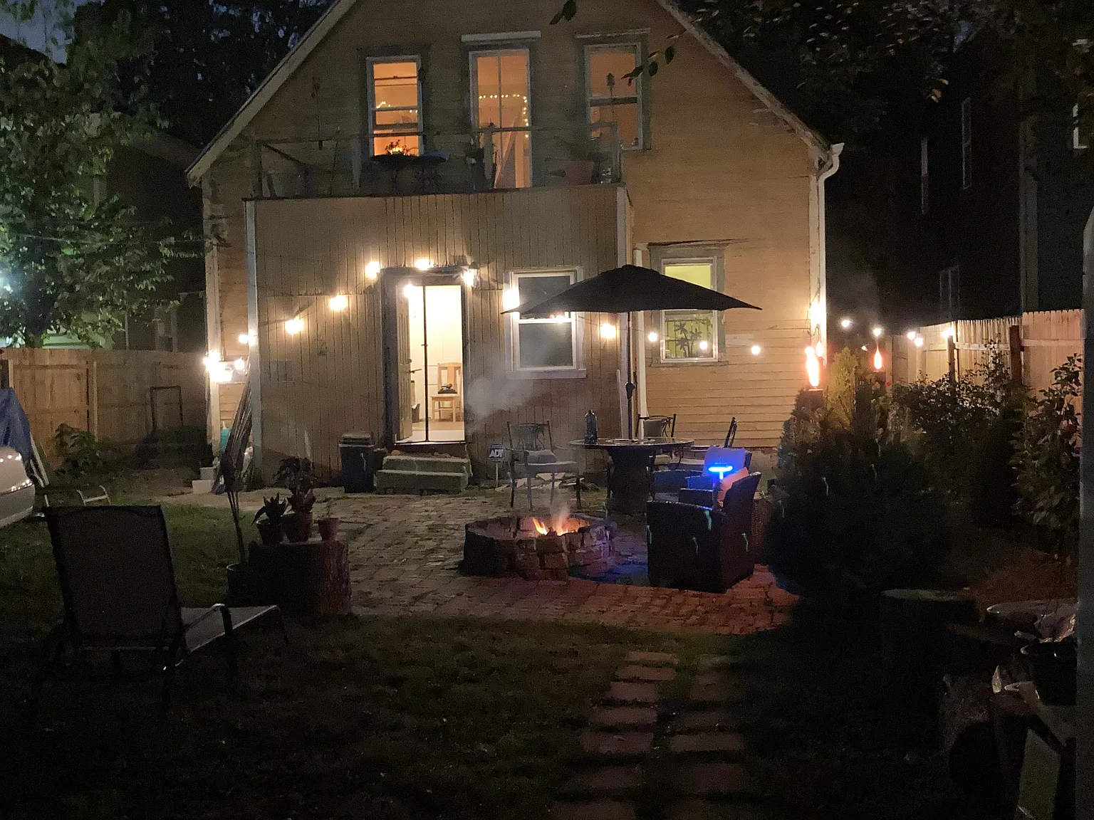 2 bed, 1000 sqft, $1,350 — Photo 3