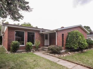 1001 N Twyckenham Dr, South Bend, IN
