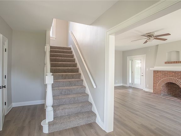 5th image of 600 Yale Ave