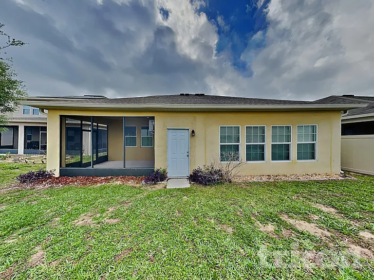 2361 Sanderling St — Photo 16