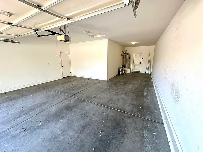 4261 N 180th Ln — Photo 30