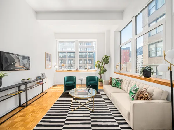 310 East 46th Street image 1 of 8