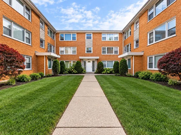 6935 W 64th Pl #2A, Chicago, IL 60638