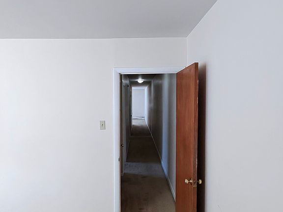 5th image of 506 Hoffnagle St Floor 2