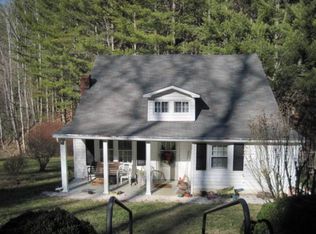 958 Deep Ford Rd #D, Lansing, NC 28643