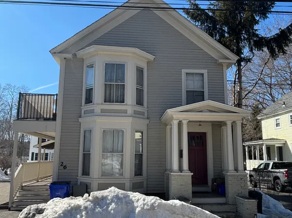 26 Washington St APT 2, Exeter, NH 03833
