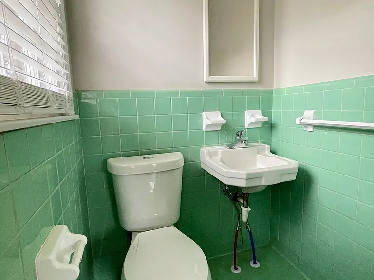 615 Austin Dr NW — Photo 16