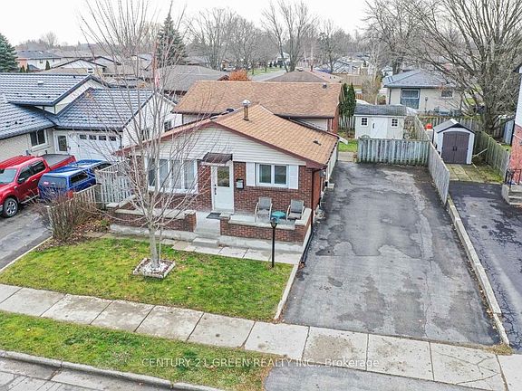 4th image of 391 Admiral Dr