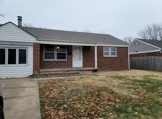 638 S Governeour Rd, Wichita, KS 67207