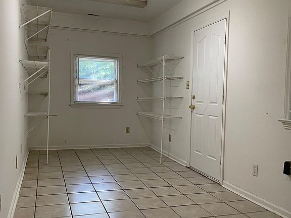 Laundry/Mudroom