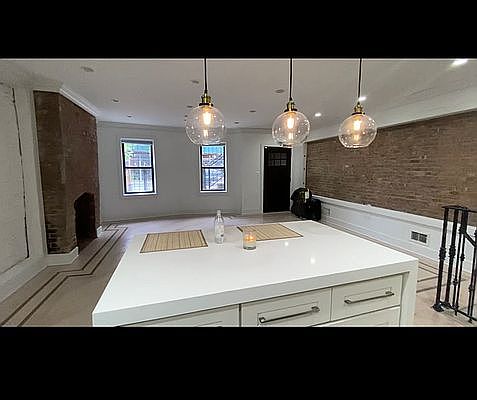 4th image of 428 Evergreen Ave #1