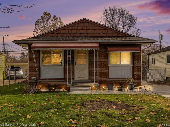18330 Gillman St, Livonia, MI 48152
