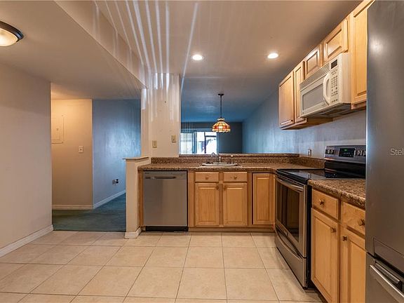2nd image of 6308 Newtown Cir #8A4