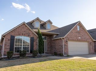 2701 W Little Rock St, Broken Arrow, OK 74011