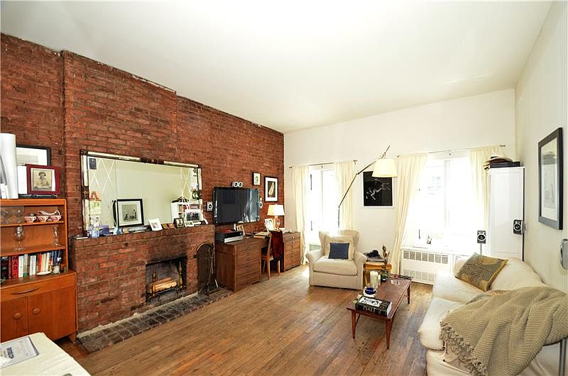 1st image of 225 W 14th St APT 5F